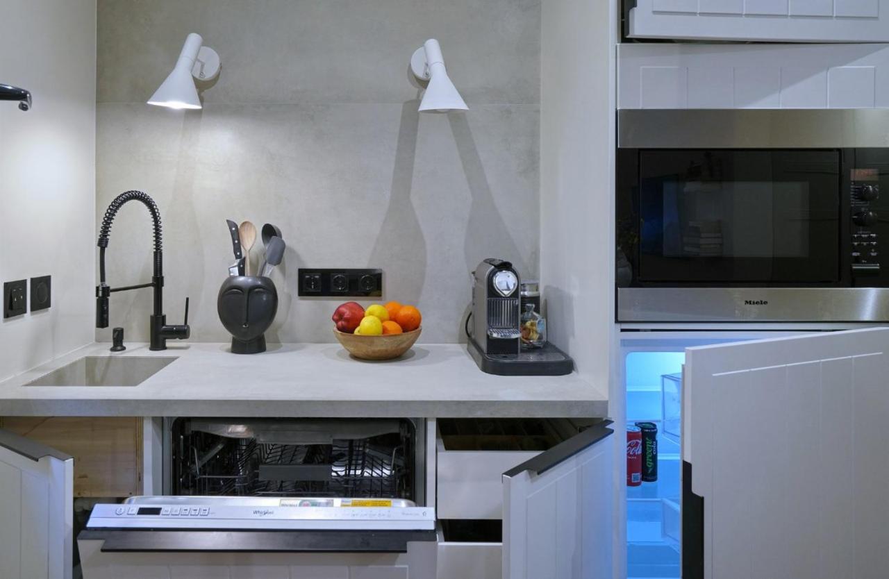 P Faliro Riviera Suite Афины Экстерьер фото